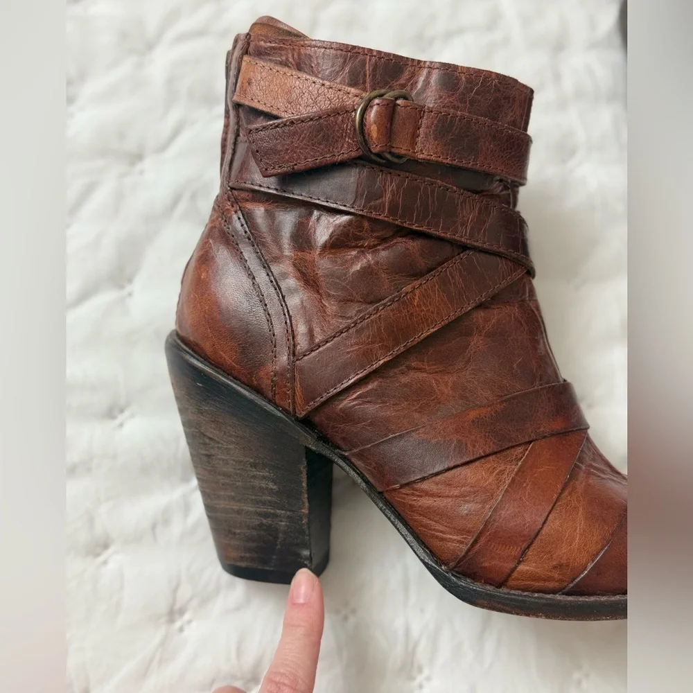 Freebird by Steven Joker Cognac Brown Leather Booties Open Toe Women’s Size 8
